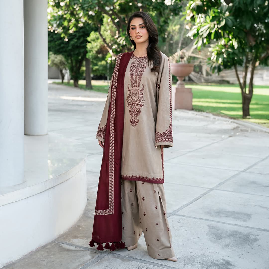 3 Piece - Unstitched Fully Embroidered Lawn GRW-74