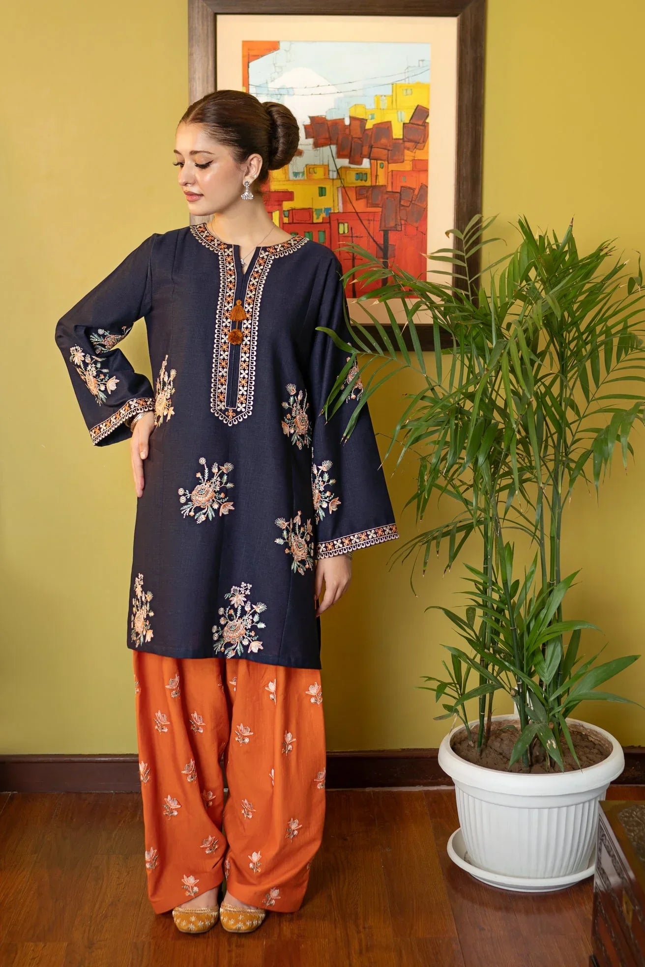 2 Piece - Unstitched Embroidered Lawn Fabric GRW-73