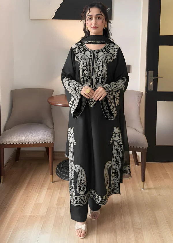 3 Piece - Unstitched Embroidered Lawn Fabric GRW-65