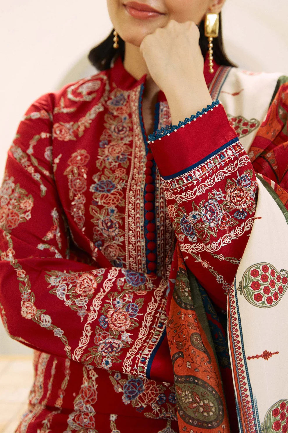 3 Piece - Unstitched Fully Embroided Lawn Fabric  GRW-64