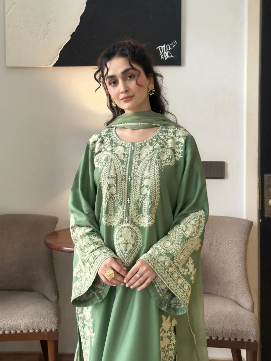 3 Piece - Unstitched Embroidered Lawn Fabric GRW-52