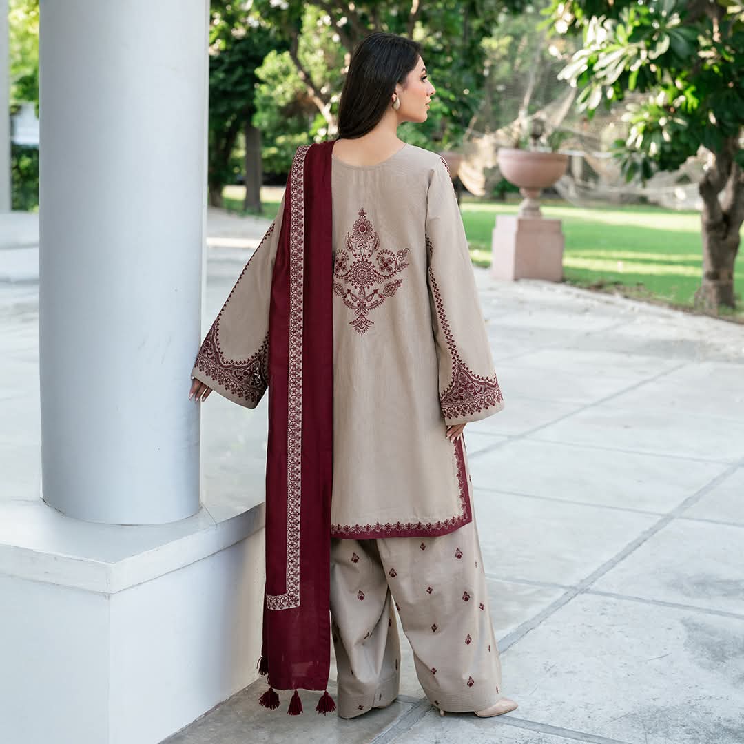3 Piece - Unstitched Fully Embroidered Lawn GRW-74