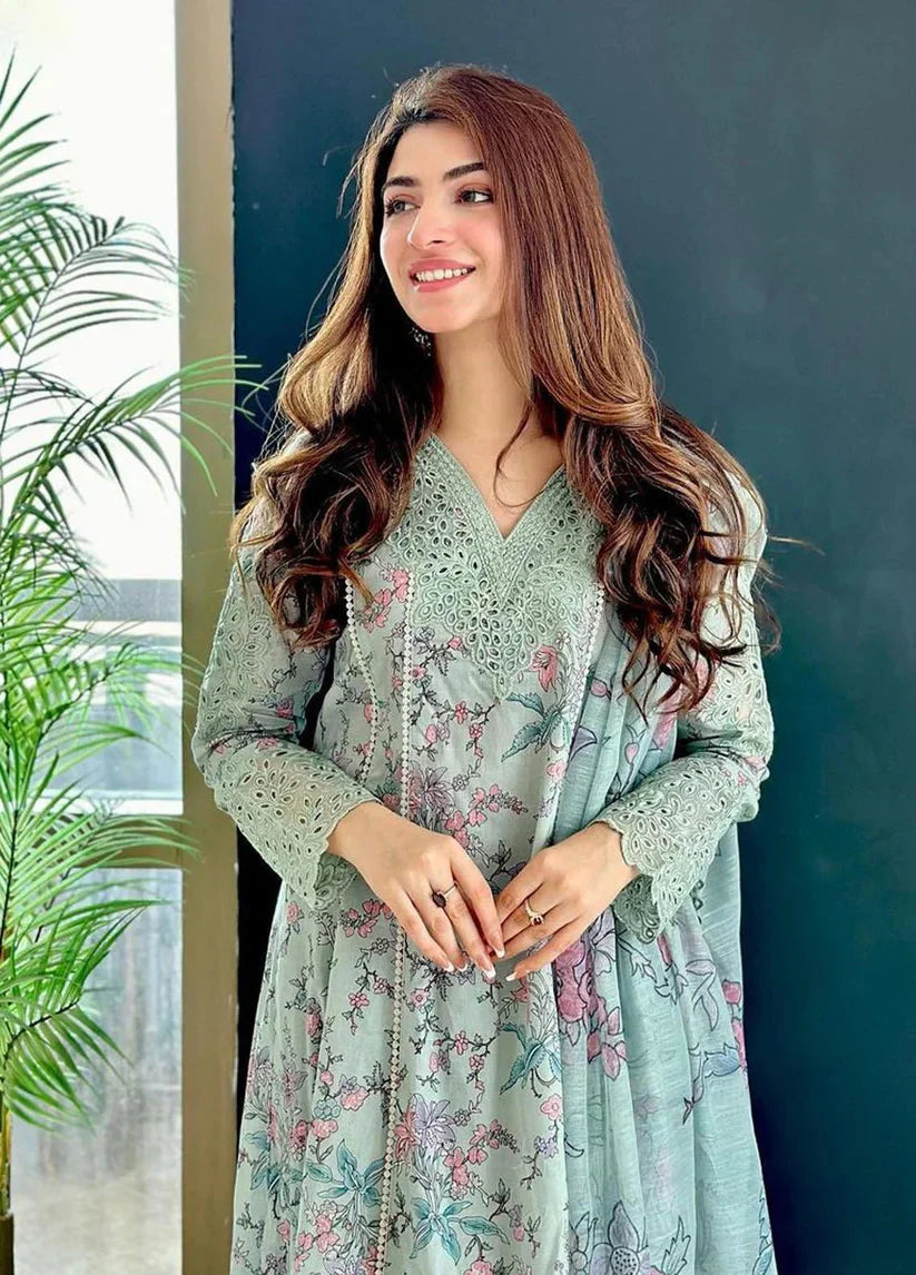 3 Piece - Unstitched Digital Printed Lawn Fabric With Embroidered Laces– GRWF-602