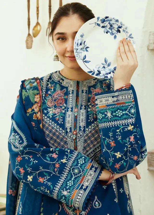 3 Piece - Unstitched Fully Embroided Lawn Fabric GRW-72