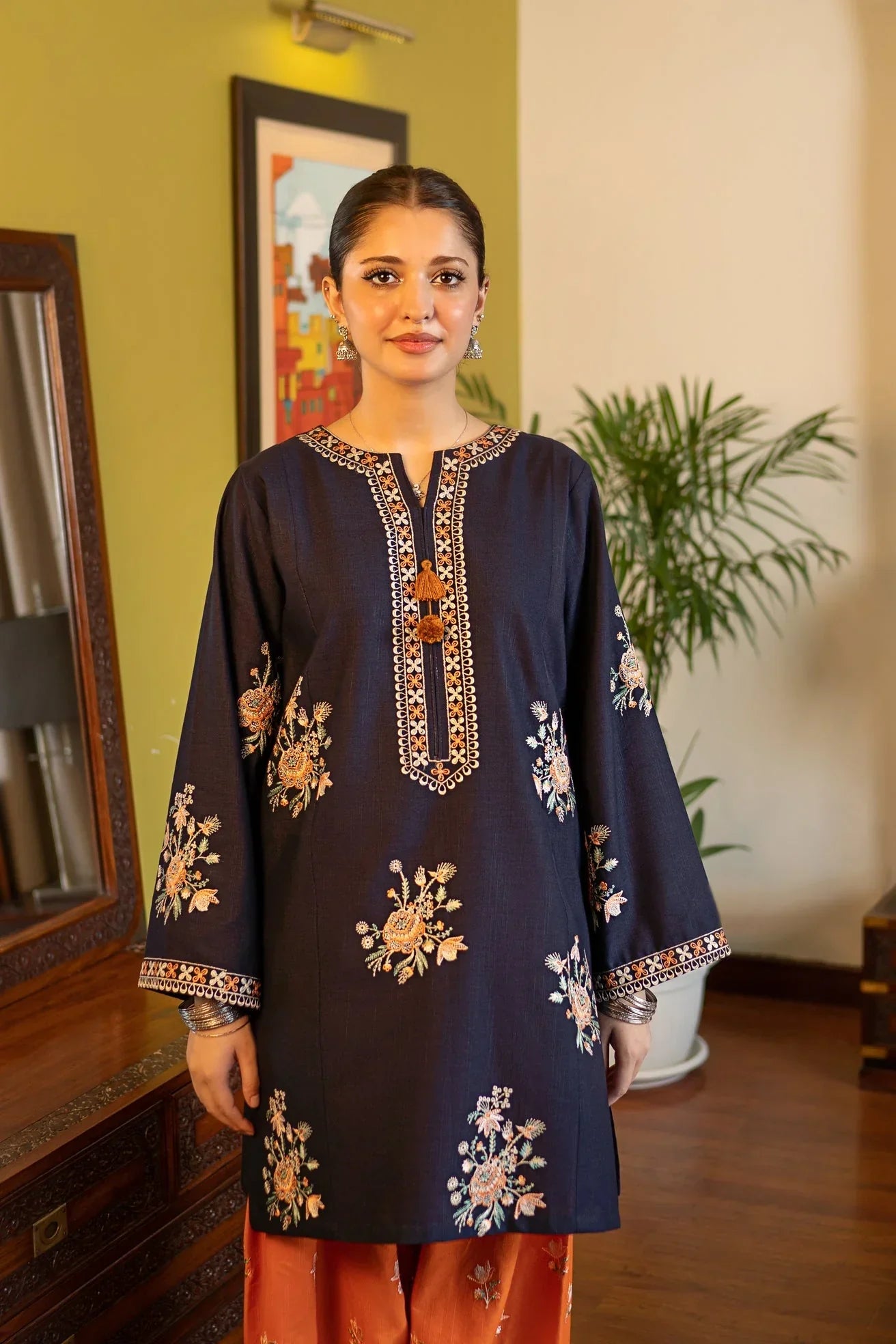 2 Piece - Unstitched Embroidered Lawn Fabric GRW-73
