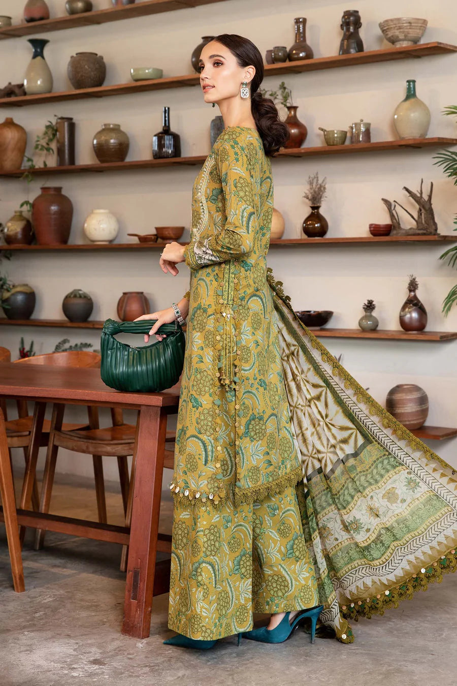 3 Piece - Unstitched Digital Printed Lawn Fabric– GRWF-607