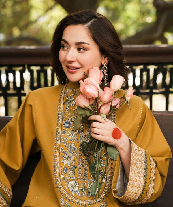 Unstitched 3 Piece Embroidered Lawn Suit With Printed Polly Lawn Dupatta GRW-61