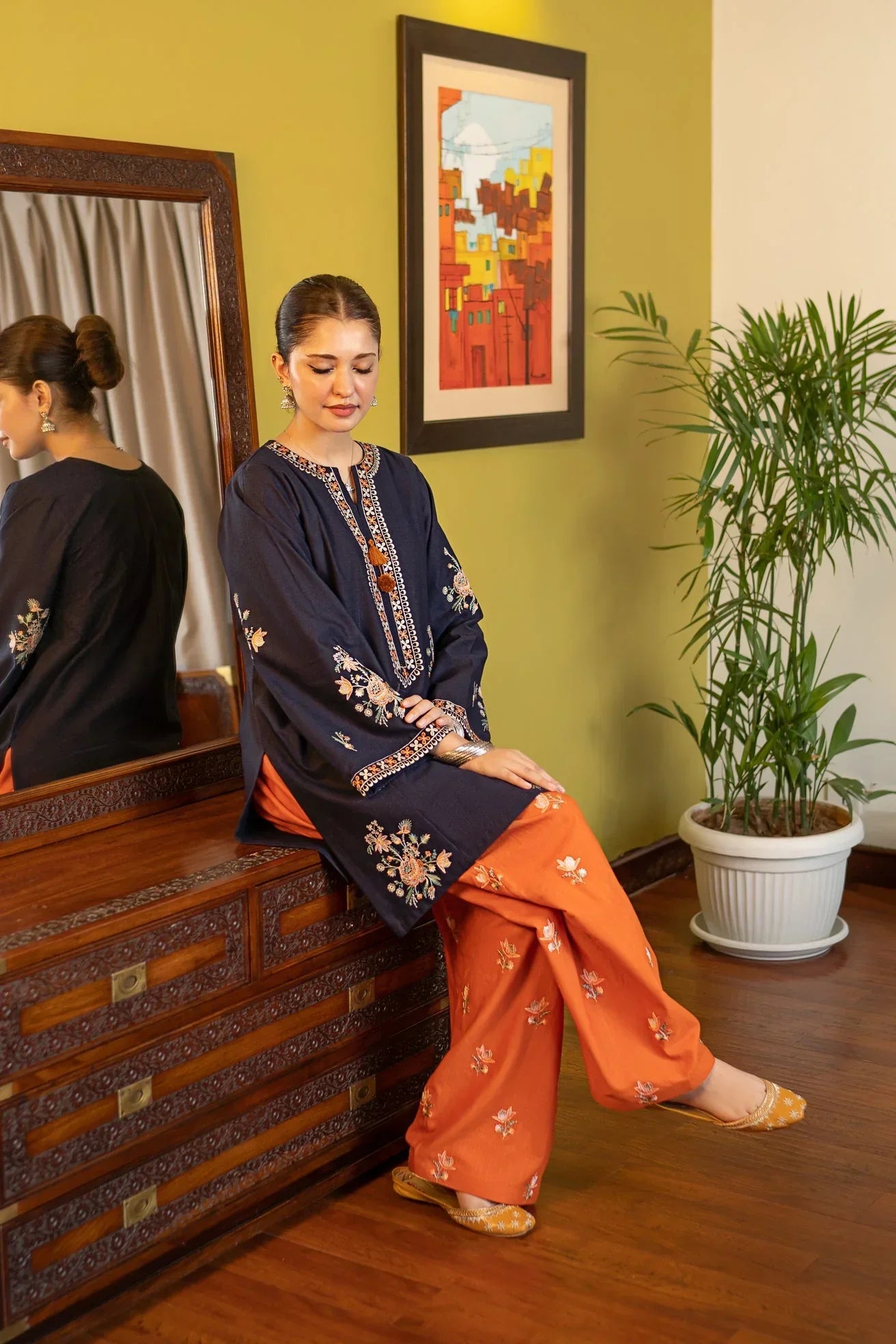 2 Piece - Unstitched Embroidered Lawn Fabric GRW-73